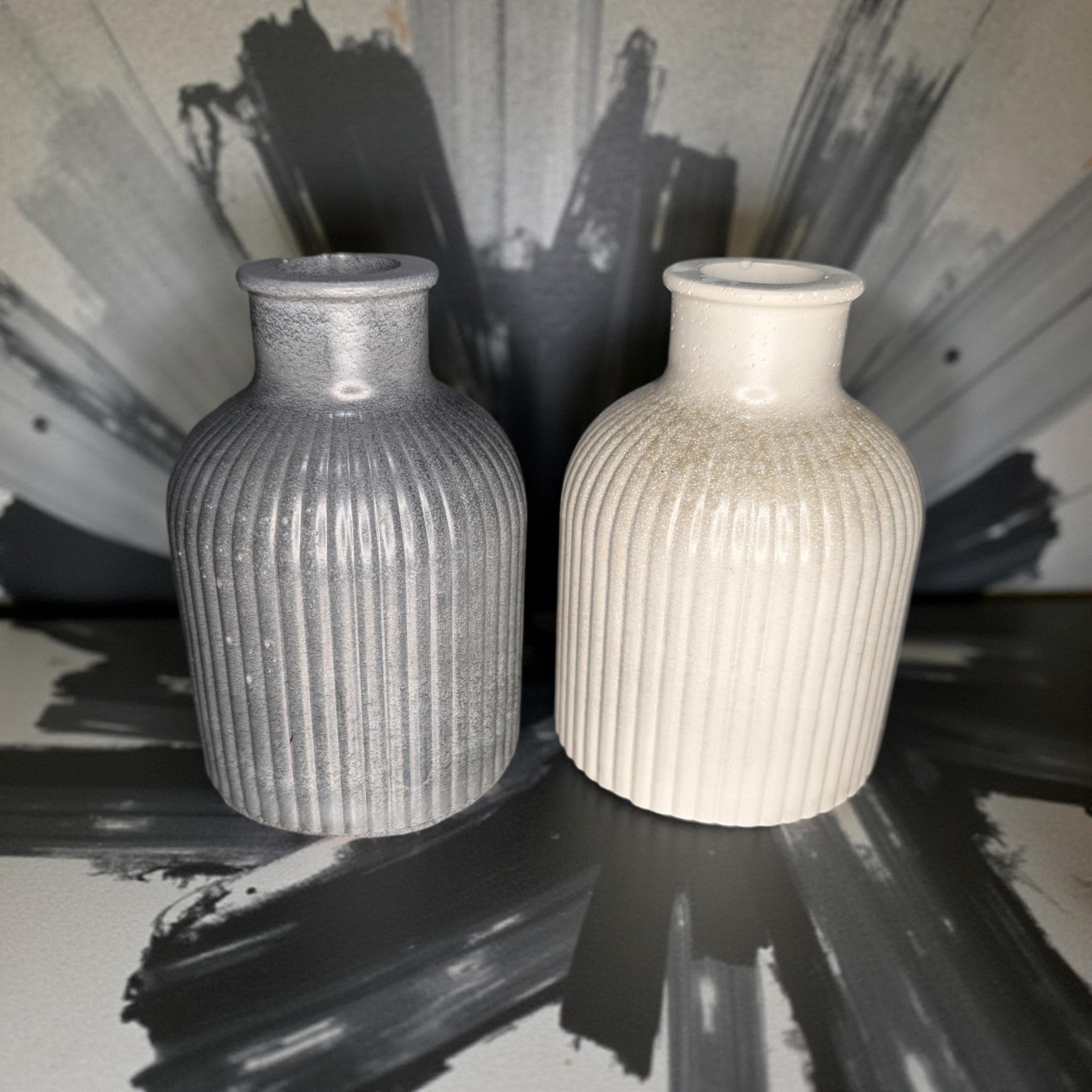 Handmade Mini Ribbed Concrete Vase: Modern Minimalist Decor