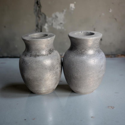 Mini Concrete Vase – Small Modern Bud Vase for Dried Flowers or Stick Candles, Minimalist Event Table Decor, Bulk Wedding Favor