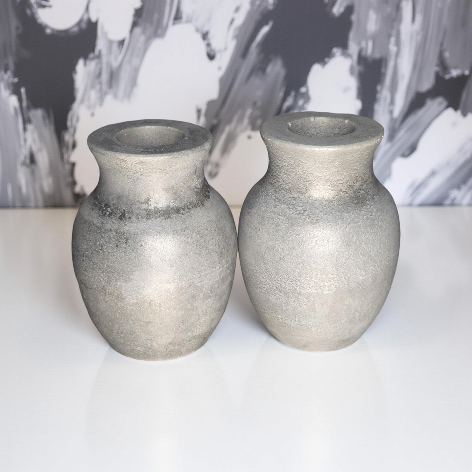 Mini Concrete Vase – Small Modern Bud Vase for Dried Flowers or Stick Candles, Minimalist Event Table Decor, Bulk Wedding Favor