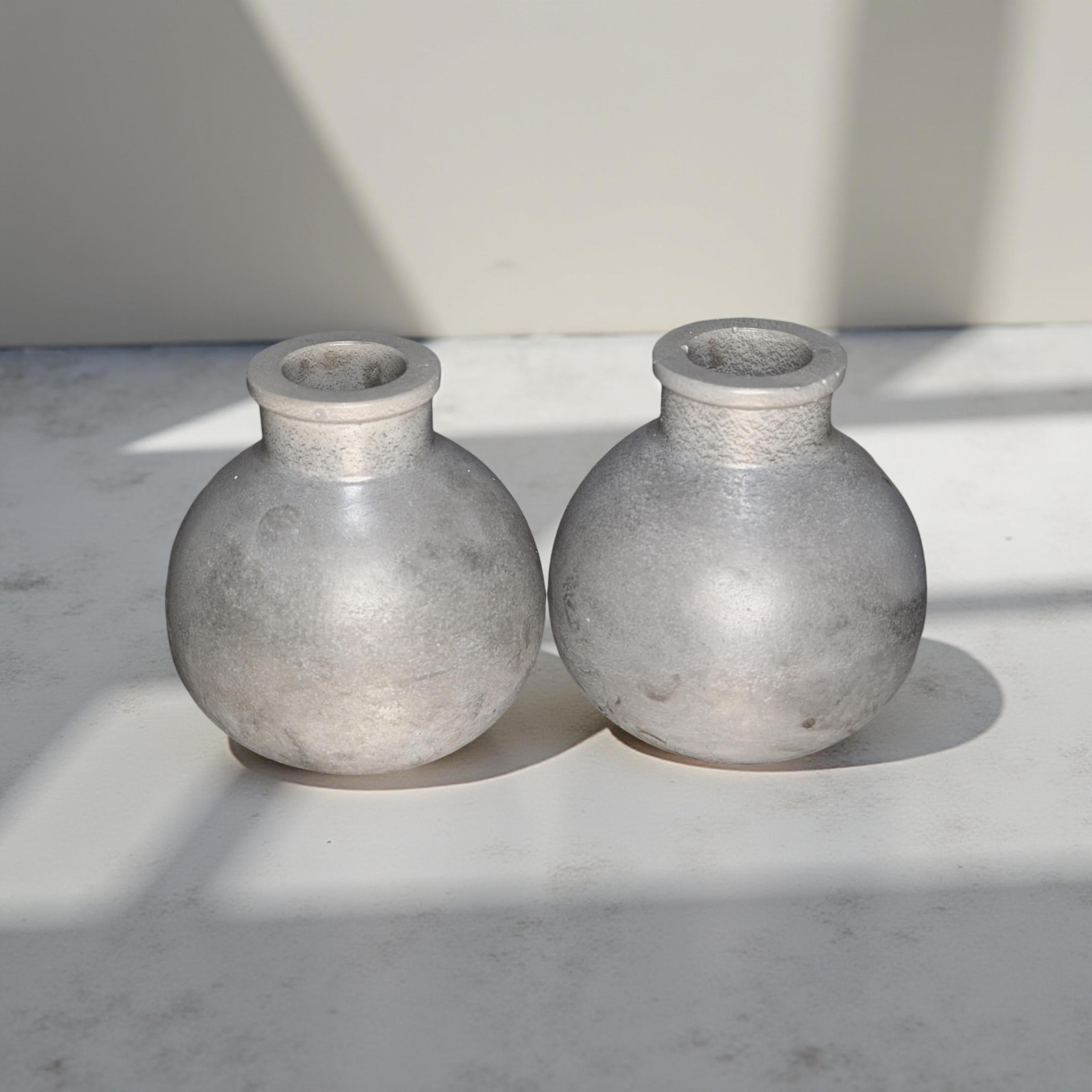 Handmade Concrete Bud Vase: Minimalist Cement Decor