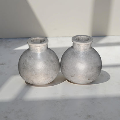Handmade Concrete Bud Vase: Minimalist Cement Decor