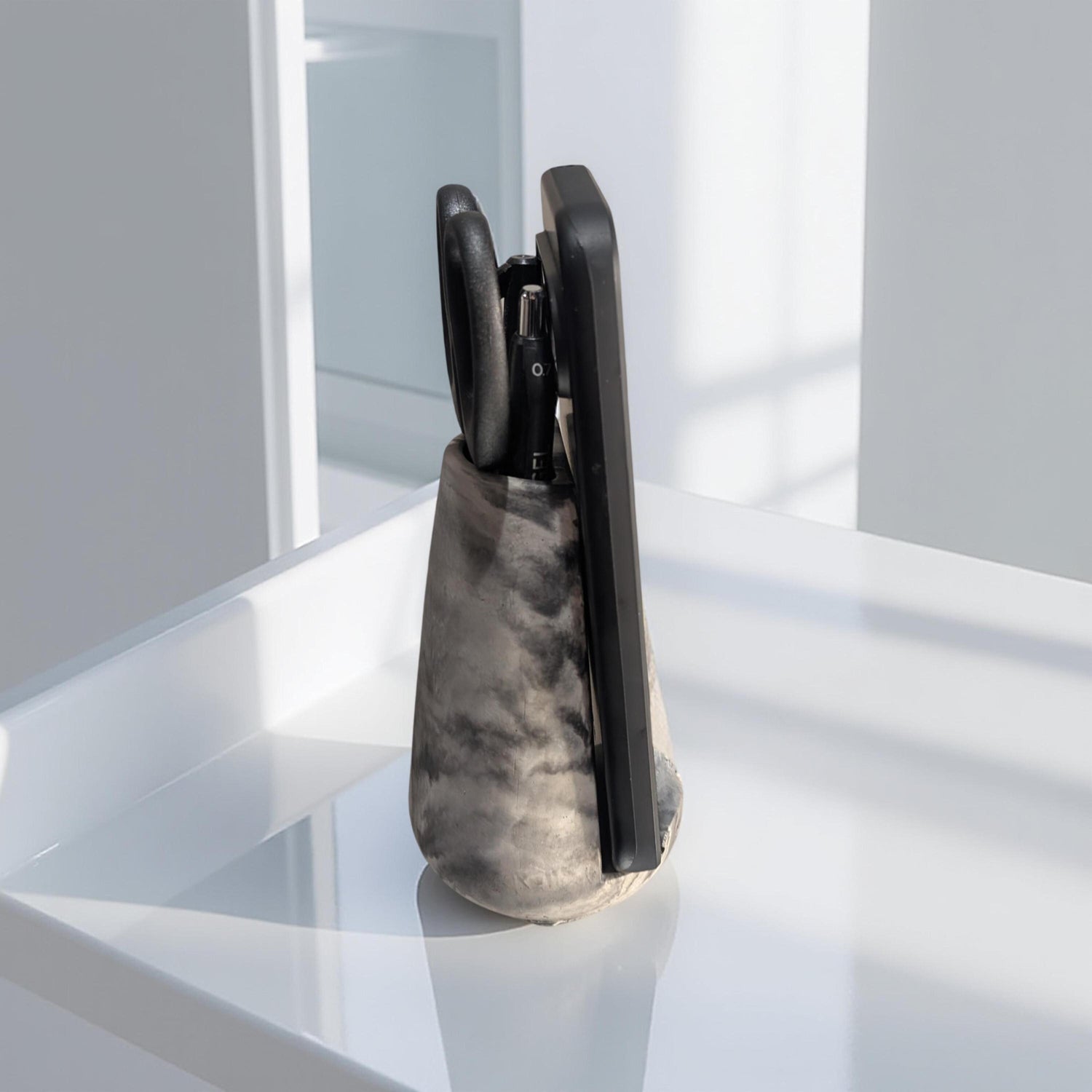 Modern Concrete Phone Stand &amp; Desk Organizer – Pen/Scissor Holder