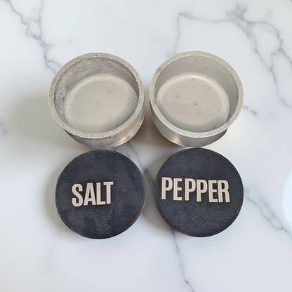 Modern Concrete Salt &amp; Pepper Cellar Set with Lids – Industrial Kitchen Storage