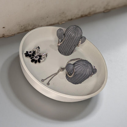 Concrete Cactus Ring Holder Dish – Handmade Jewelry Organizer Bowl | Gift for Her, Bridesmaid Gift, Minimalist Home Decor