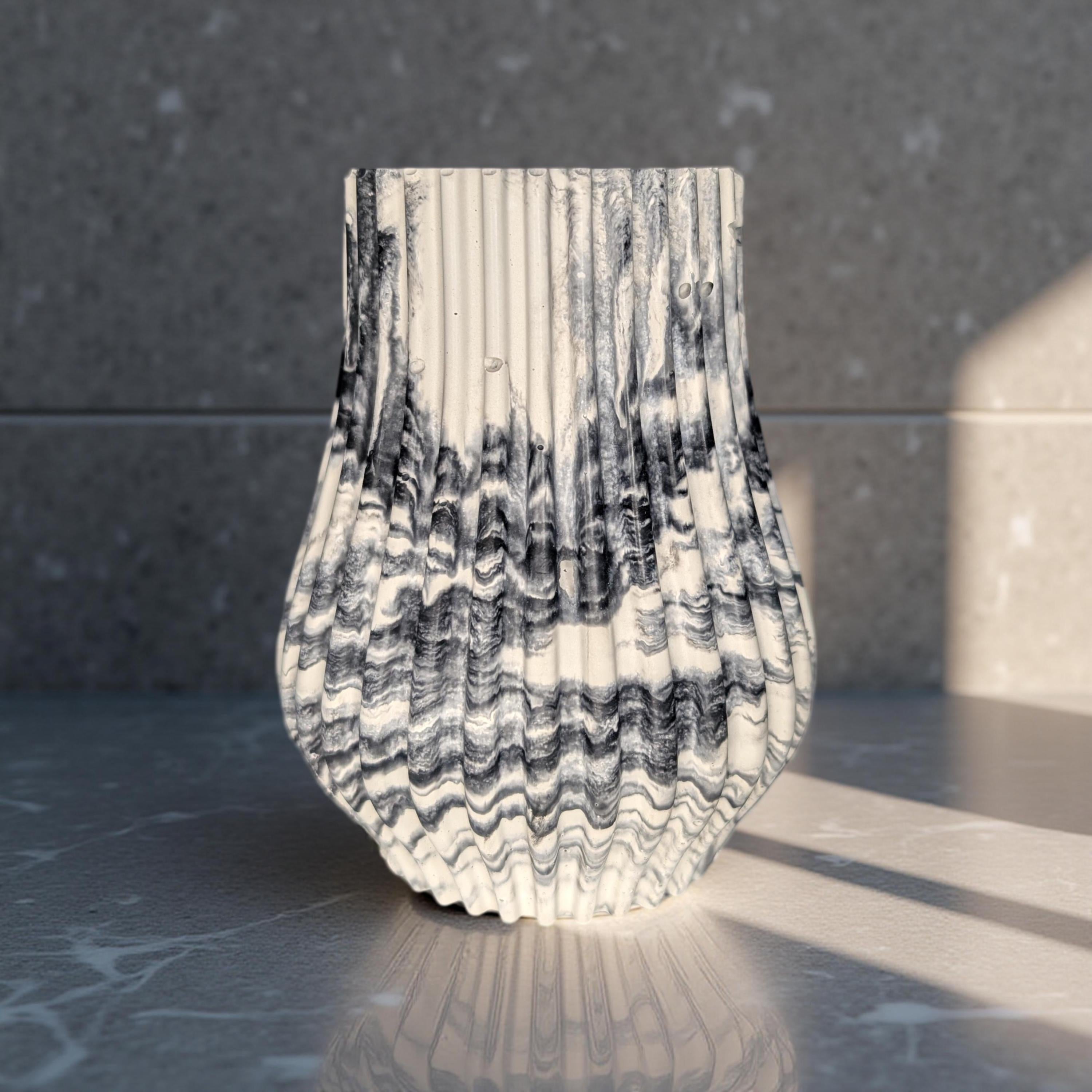 Handmade Ripple Concrete Vase: Modern Fluted Home Decor