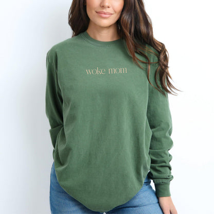 Woke Mom Crewneck Sweatshirt, Gift for Moms, Comfortable Casual Wear, Trendy Long Sleeve Top, Stylish Women&amp;