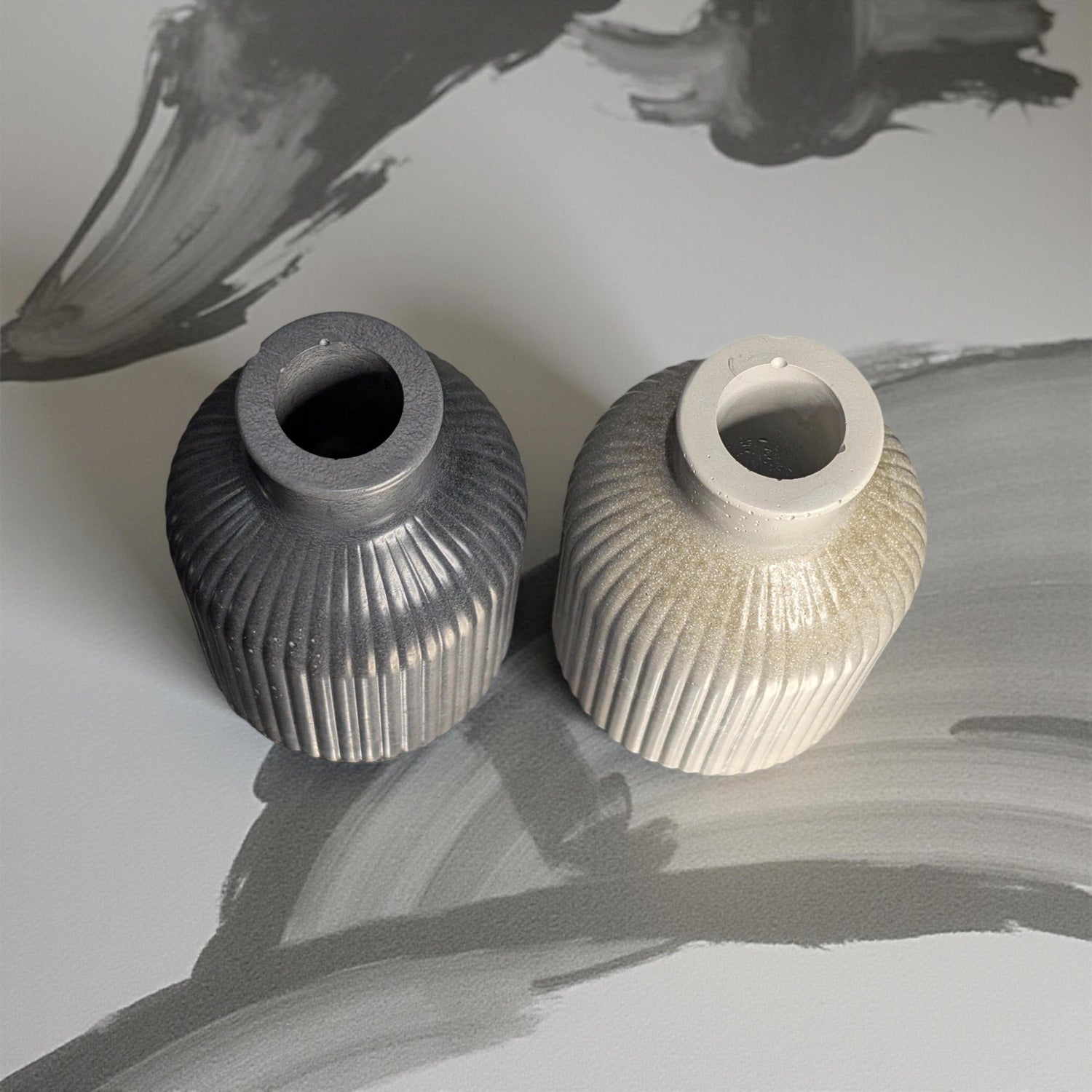 Handmade Mini Ribbed Concrete Vase: Modern Minimalist Decor