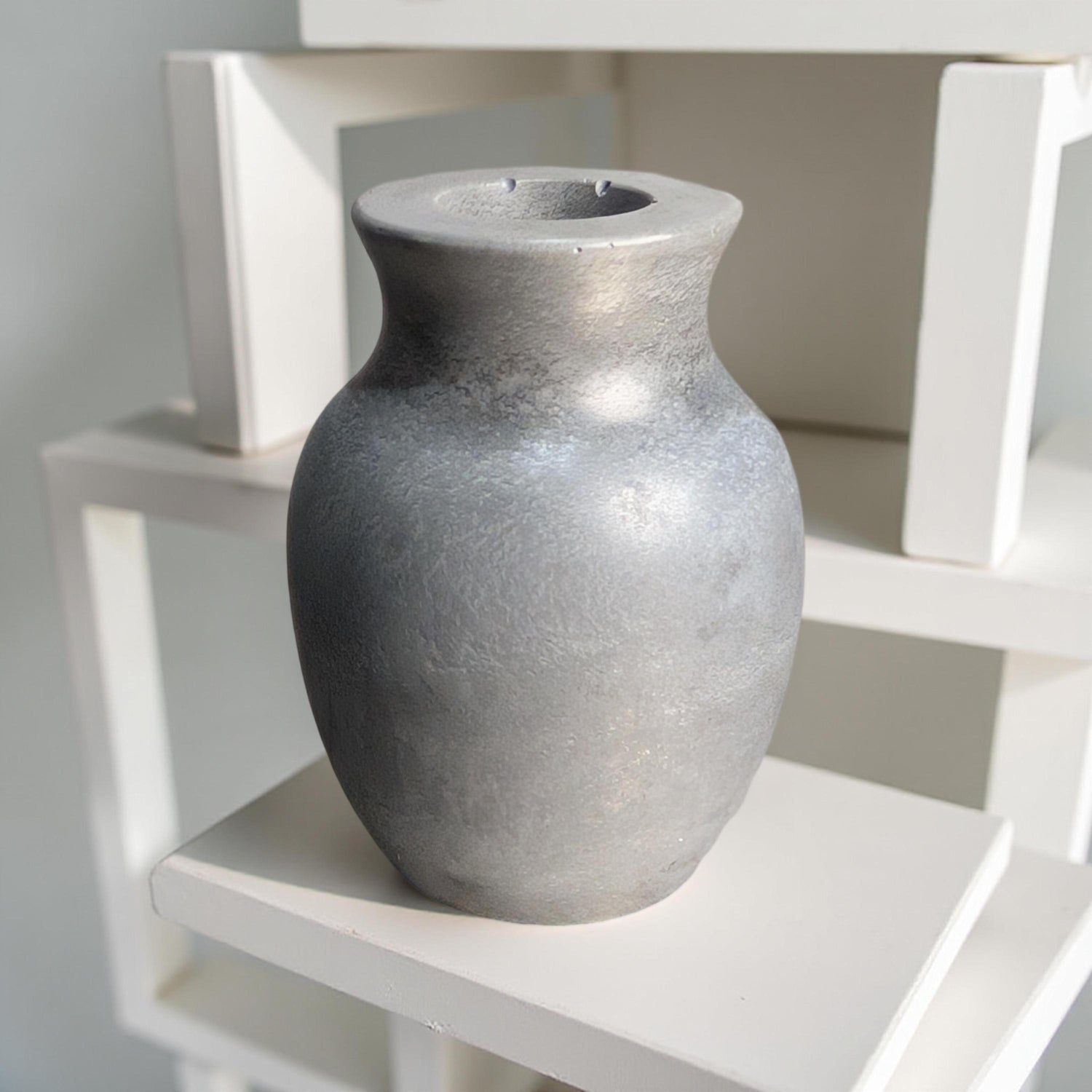 Mini Concrete Vase – Small Modern Bud Vase for Dried Flowers or Stick Candles, Minimalist Event Table Decor, Bulk Wedding Favor
