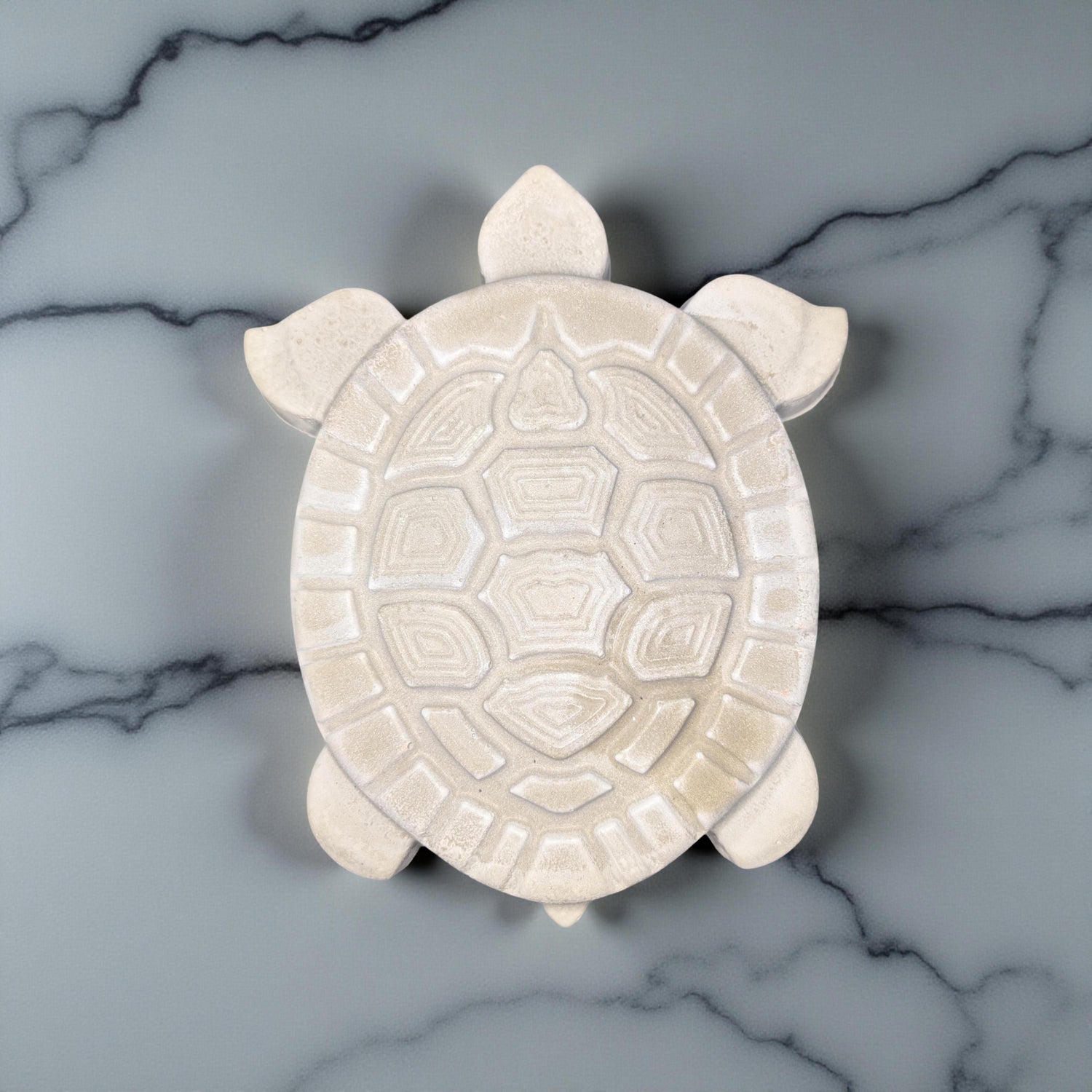 Concrete Turtle Stepping Stone – Garden Turtle Decor – Paintable Cement Yard Art – Outdoor Pathway Stone – Unsealed