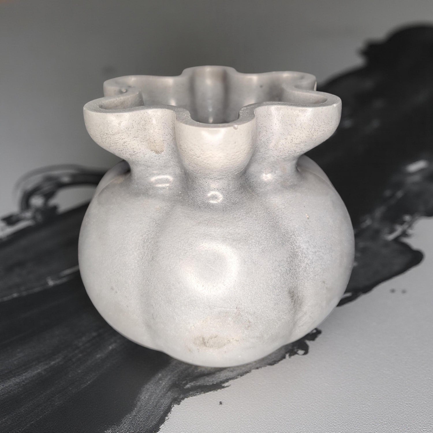 Concrete Bag Vase: Modern Fluted Rim Decor - Grey or Natural