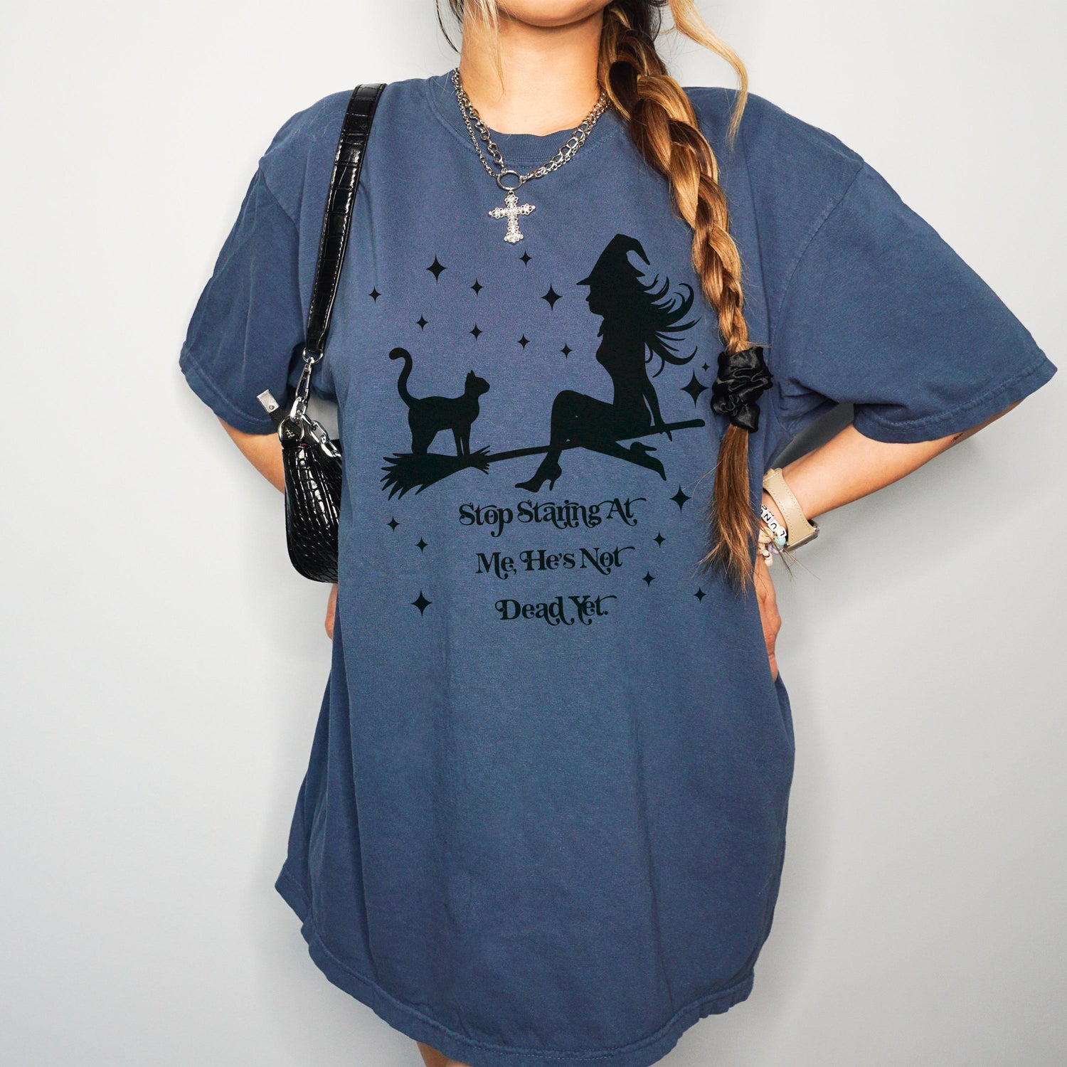 Witch Graphic T-Shirt, Halloween Cat Print Tee, Oversized Gothic Top, Dark Aesthetic Shirt, Spooky Season Outfit
