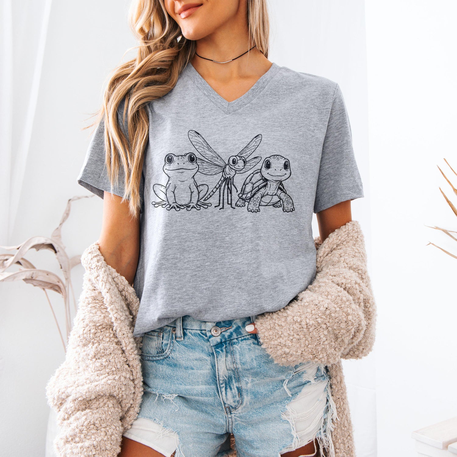 Frog Dragonfly Turtle V Neck T Shirt, Subtle F*ck Trump, Anti Trump Shirt, 8647, FDT, Political Humor Tee, Unique Design V Neck Top