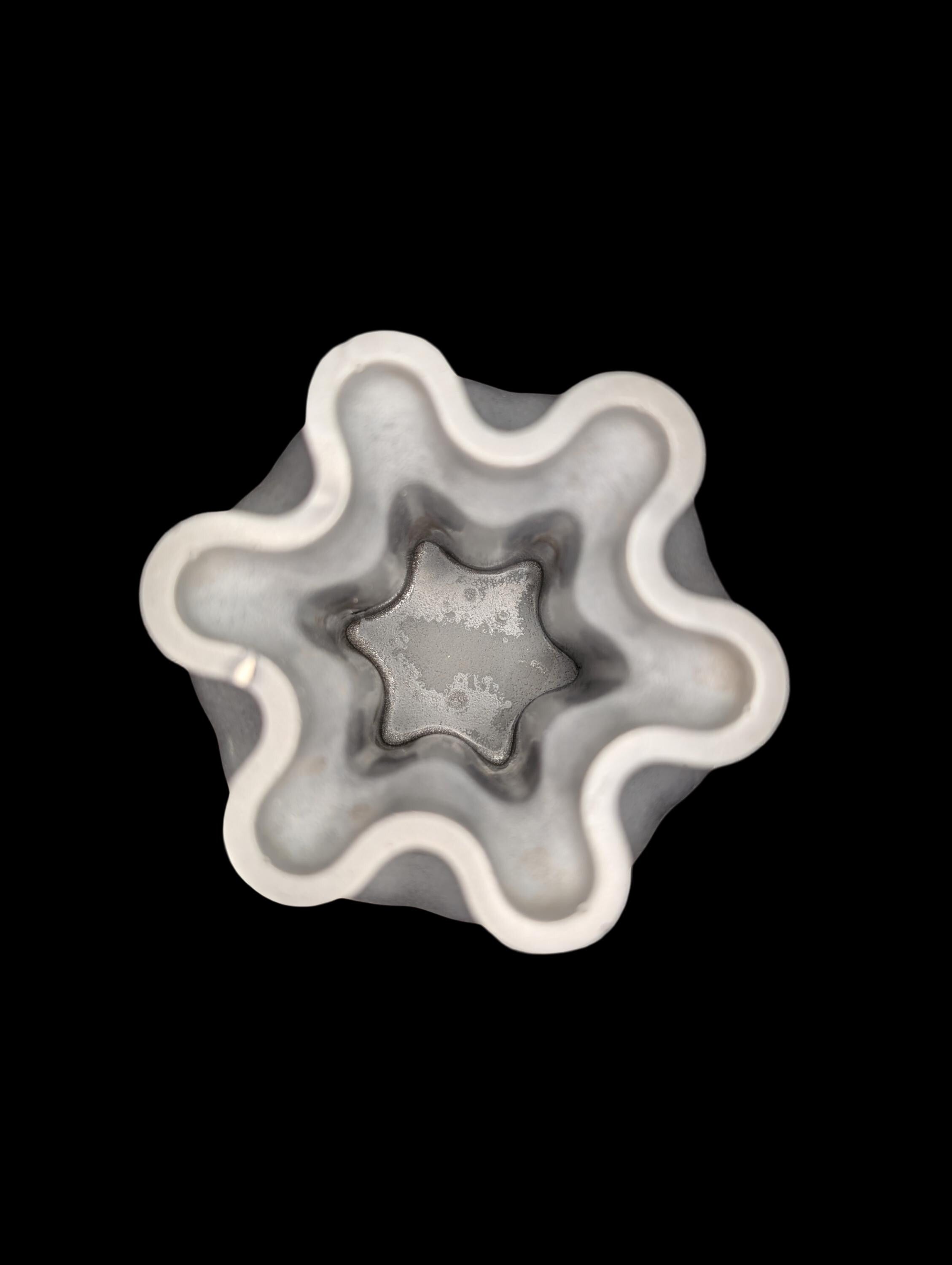 Concrete Bag Vase: Modern Fluted Rim Decor - Grey or Natural
