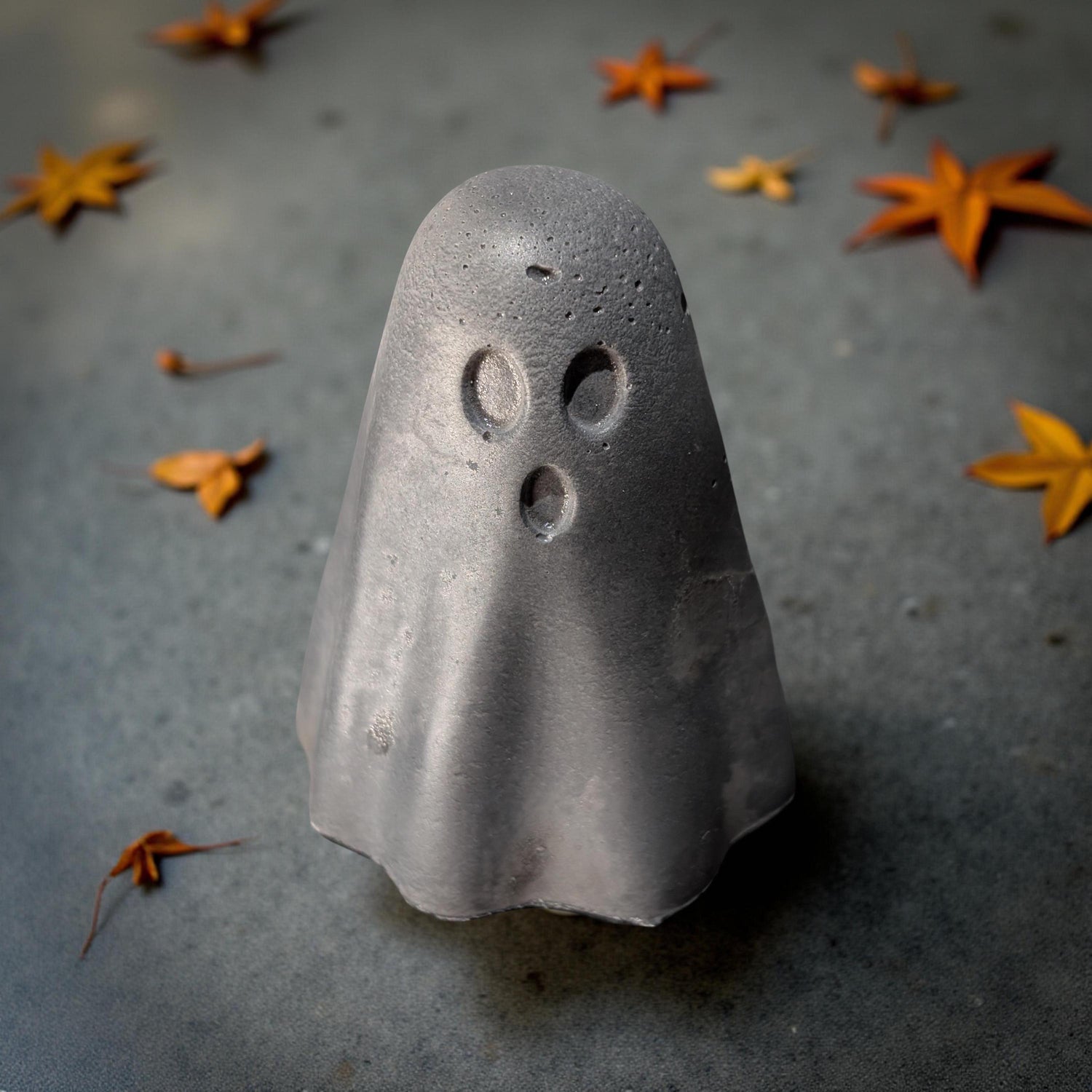 Mini Concrete Ghosts: Modern Halloween Shelf Decor