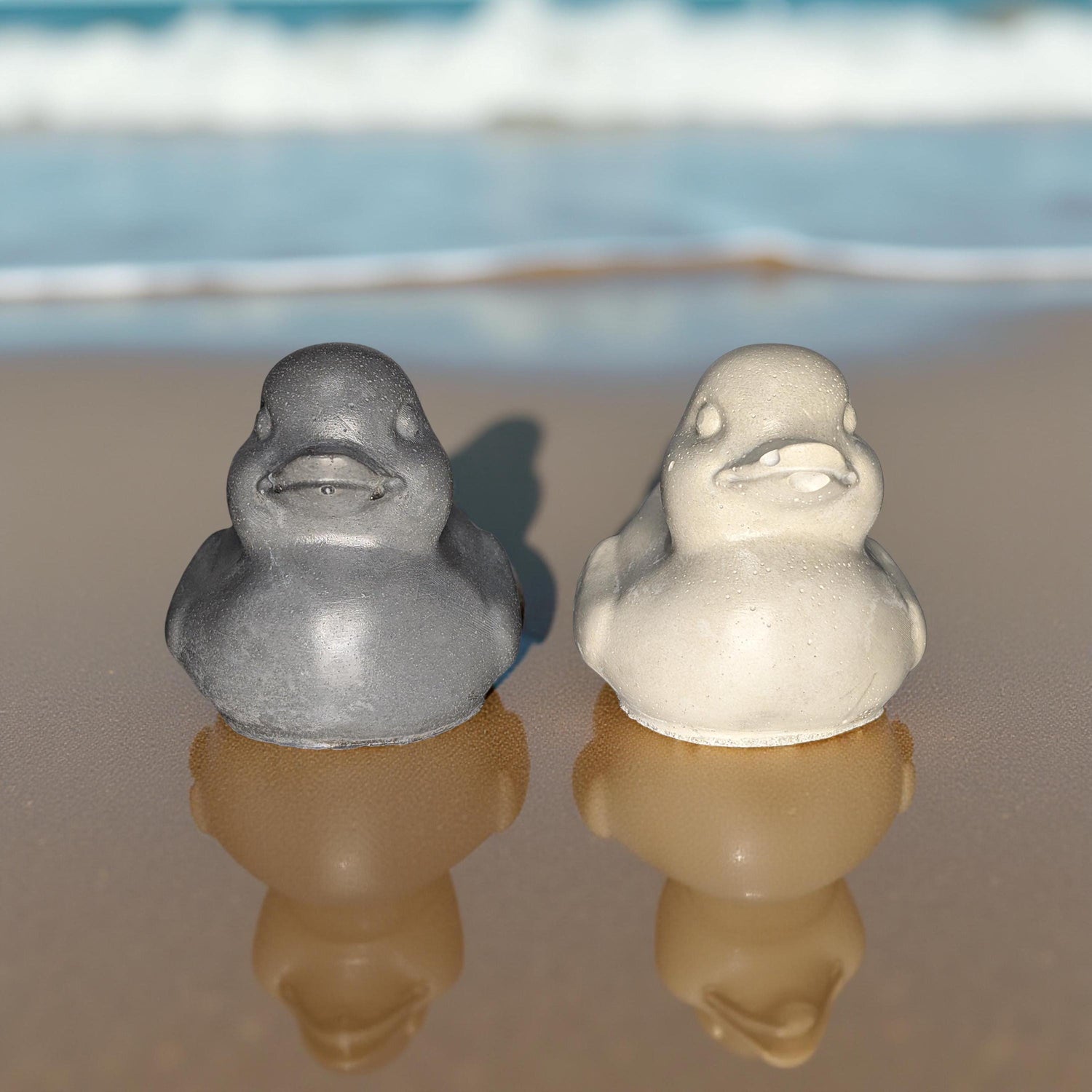 Concrete Duck Sculpture: Modern Minimalist Decor, Paintable DIY Craft