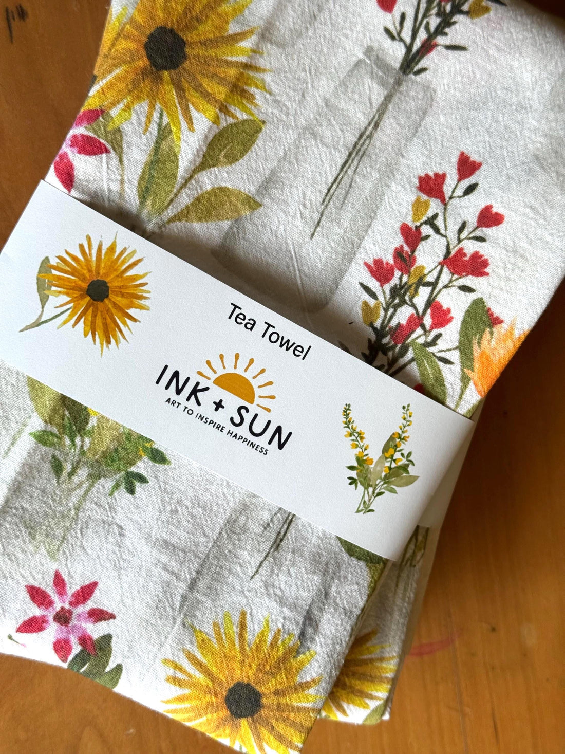 Watercolor Wildflower Vases Tea Towel: Large Floral Cotton Kitchen Decor