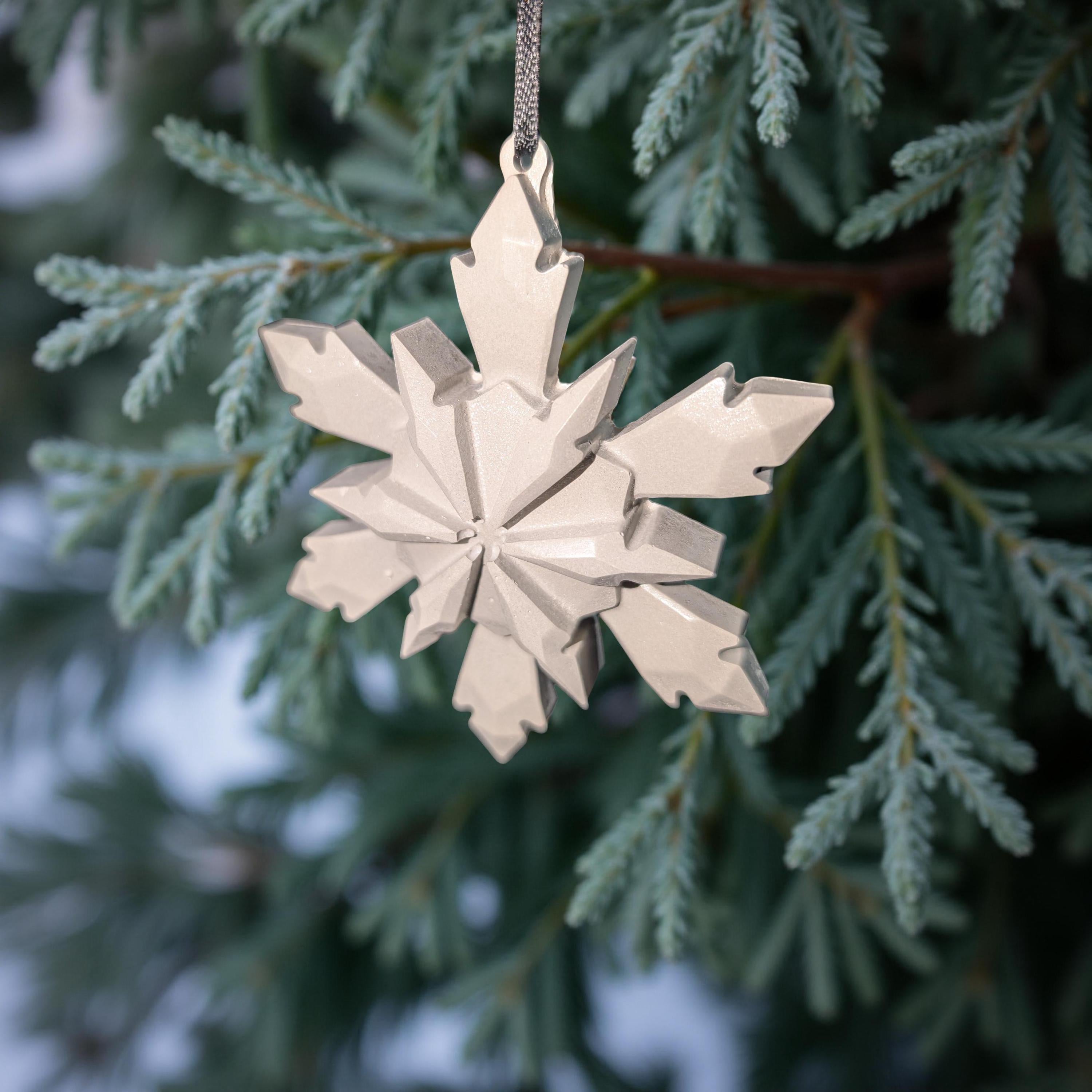 Concrete Snowflake Ornaments – Minimalist Christmas Ornaments – Modern Holiday Tree Décor – Sealed or Paintable – 4.6”