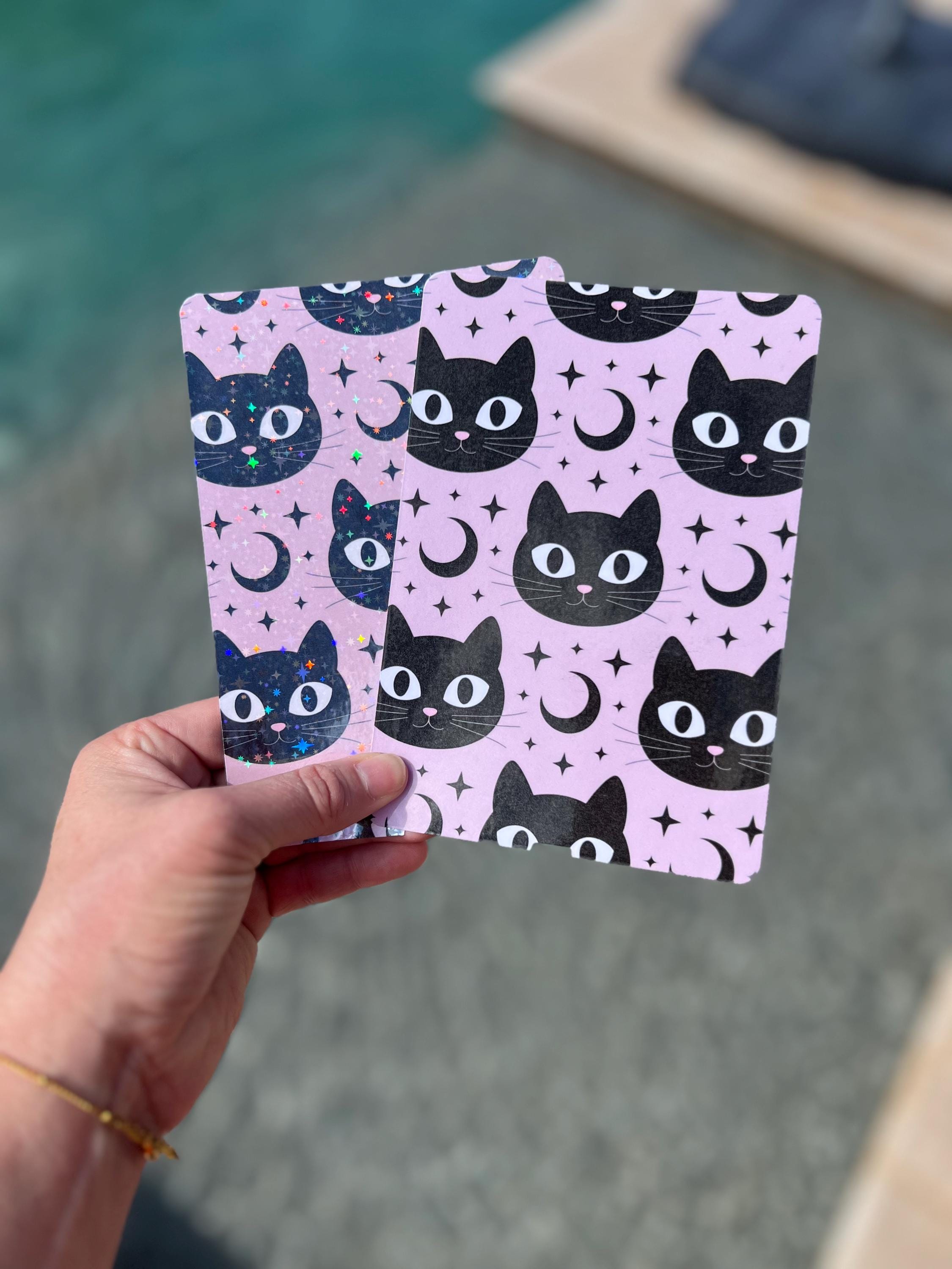 Pink Spooky Cat Kindle Case Insert – Goth Moon Cat E-Reader Sleeve Art, Bookish Gift, Aesthetic Reading Accessory