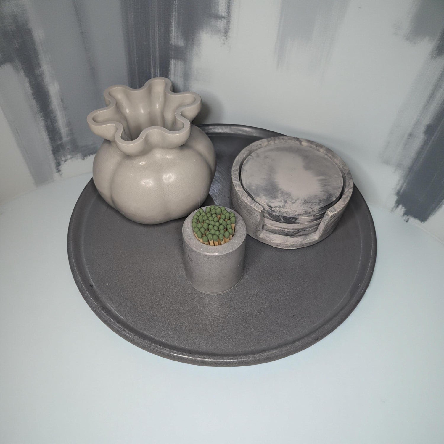 Large Grey Concrete Tray – 10.8 Inch Round Decorative Display Plate – Minimalist Concrete Serving Tray – Modern Home Décor Catchall