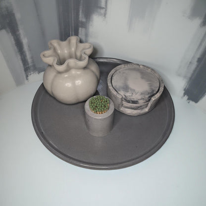 Large Grey Concrete Tray – 10.8 Inch Round Decorative Display Plate – Minimalist Concrete Serving Tray – Modern Home Décor Catchall