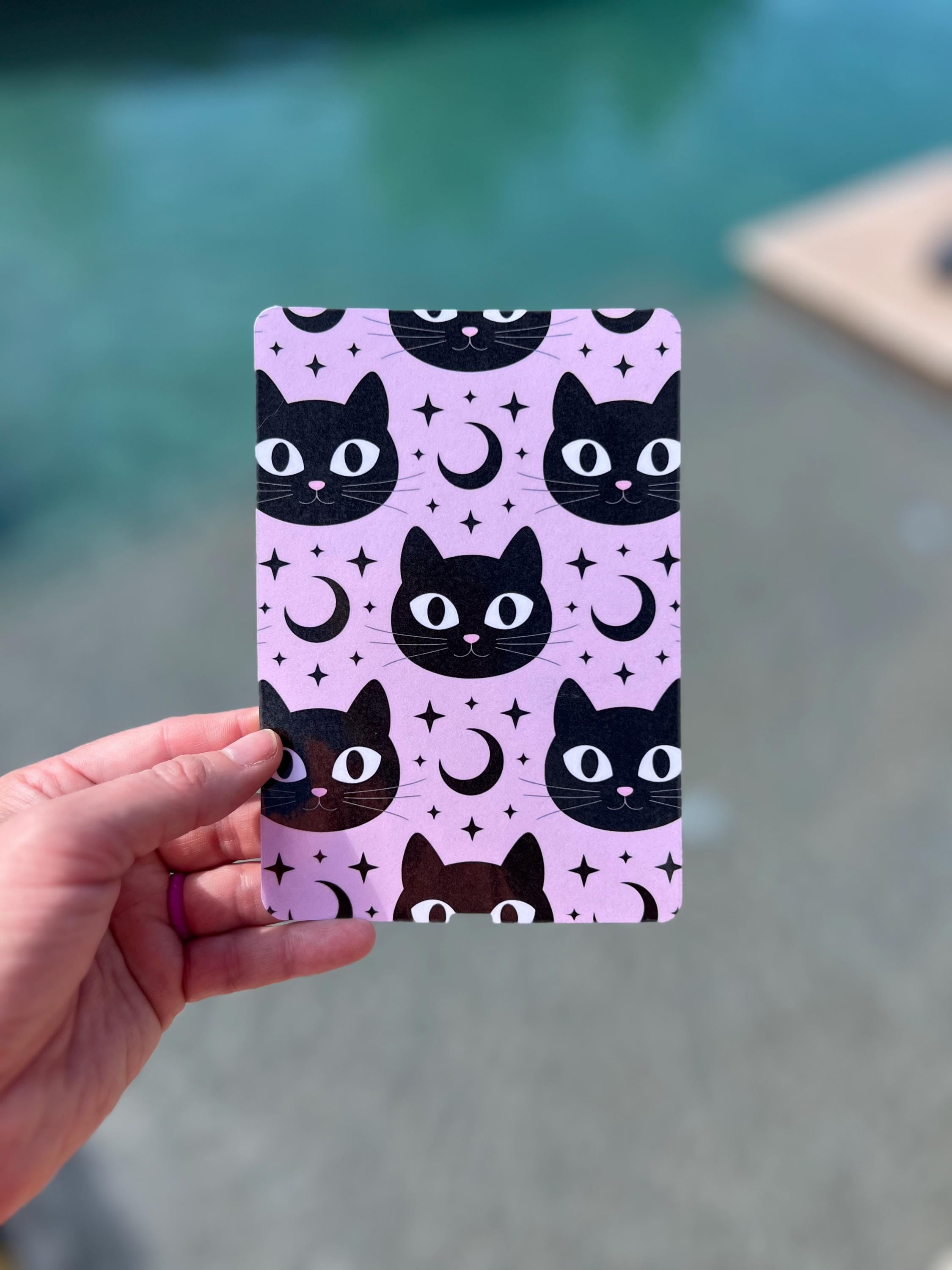 Pink Spooky Cat Kindle Case Insert – Goth Moon Cat E-Reader Sleeve Art, Bookish Gift, Aesthetic Reading Accessory