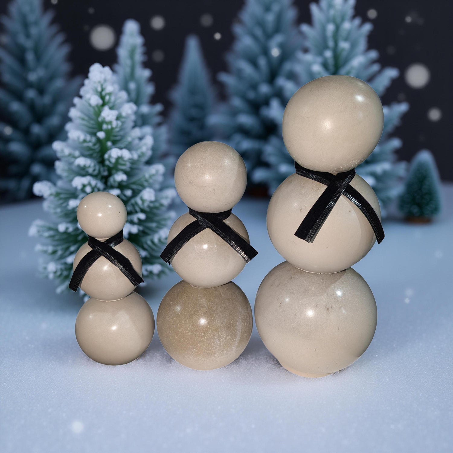 Handmade Concrete Snowman Set – Modern Minimalist Winter Décor