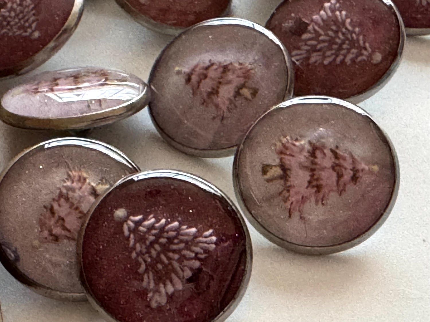 Medium Round Buttons - Snowy Pink Winter Trees with Glitter - 16mm