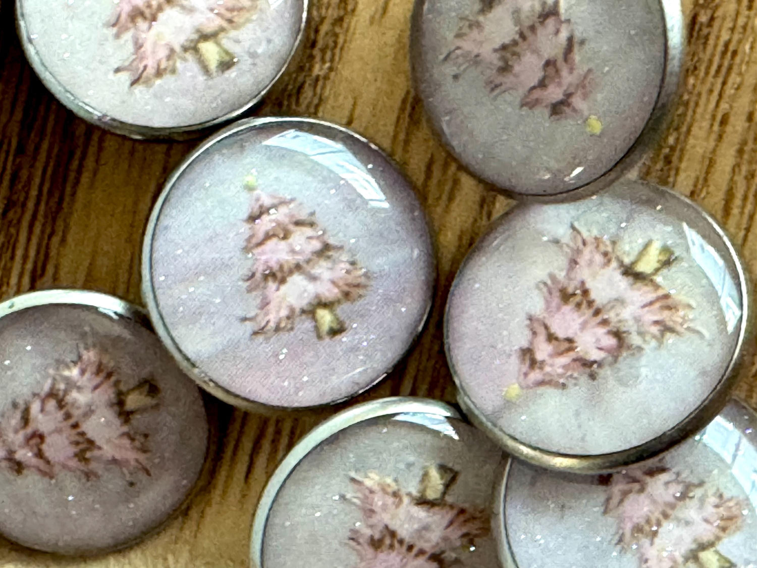 Medium Round Buttons - Snowy Pink Winter Trees with Glitter - 16mm