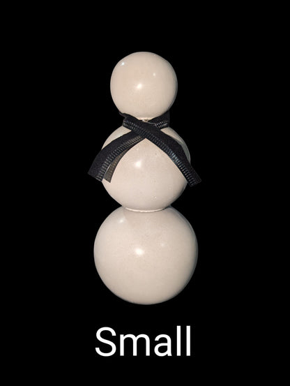 Handmade Concrete Snowman Set – Modern Minimalist Winter Décor