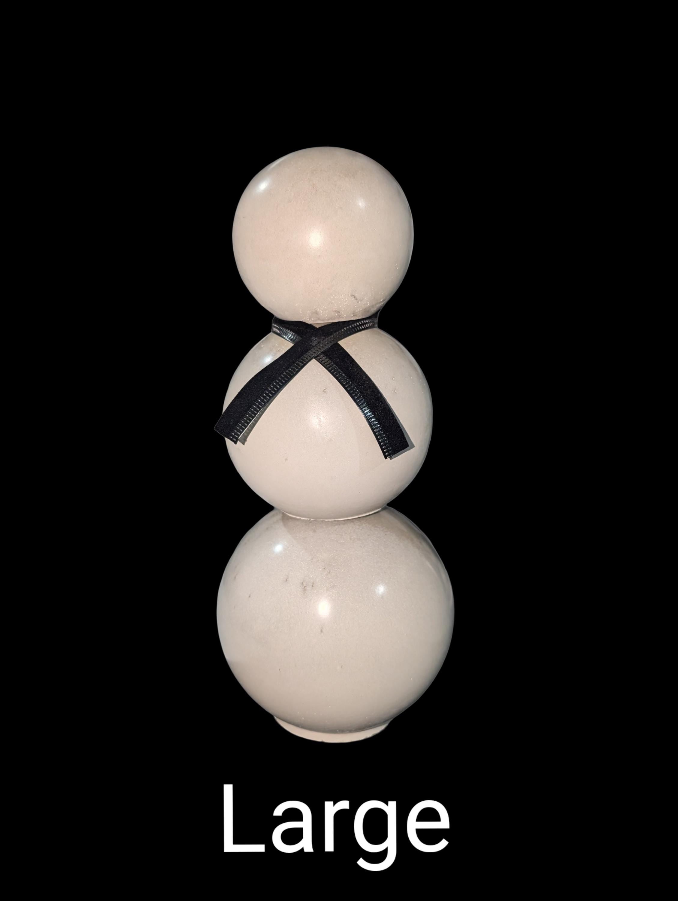 Handmade Concrete Snowman Set – Modern Minimalist Winter Décor