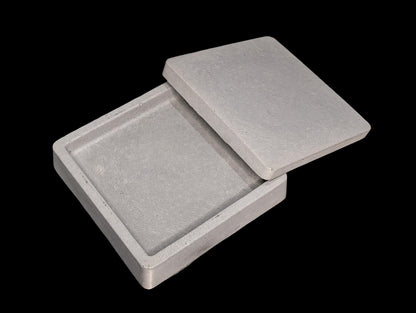 Minimalist Concrete Box with Free-Floating Lid | Modern Industrial Storage