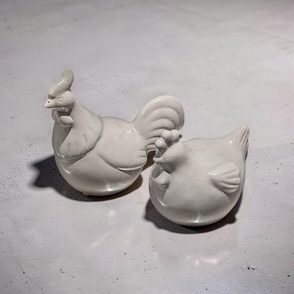 Handmade Concrete Chicken Statue Set – Minimalist Farmhouse Decor – Modern Industrial Rooster &amp; Hen Figurines – Nordic Style Concrete Bird