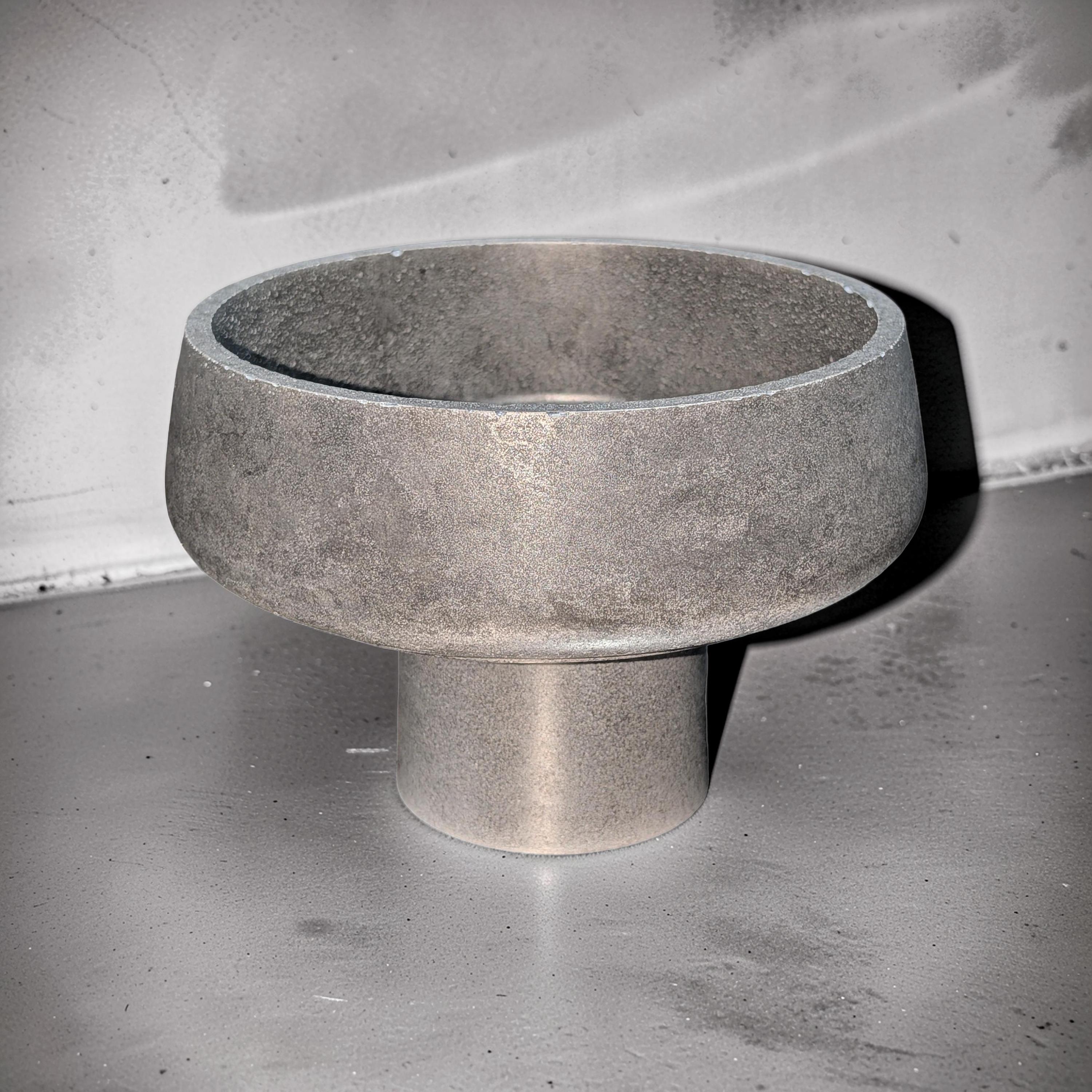 Modern Concrete Pedestal Bowl, Brutalist Centerpiece Bowl, Minimalist Footed Fruit Bowl, Decorative Catchall Dish, Stone Coffee Table Decor