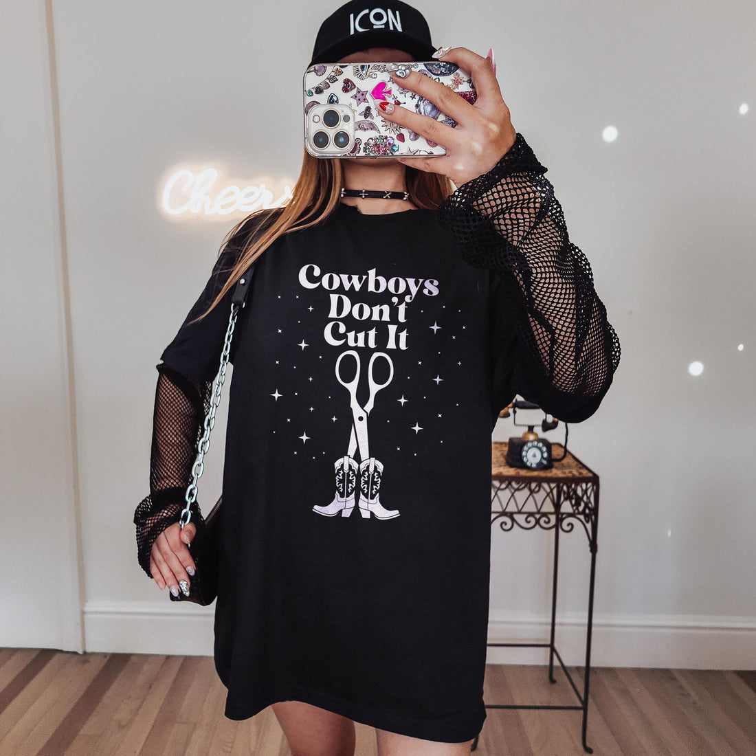 Black t-shirt with &amp;quot;Cowboys Don&amp;