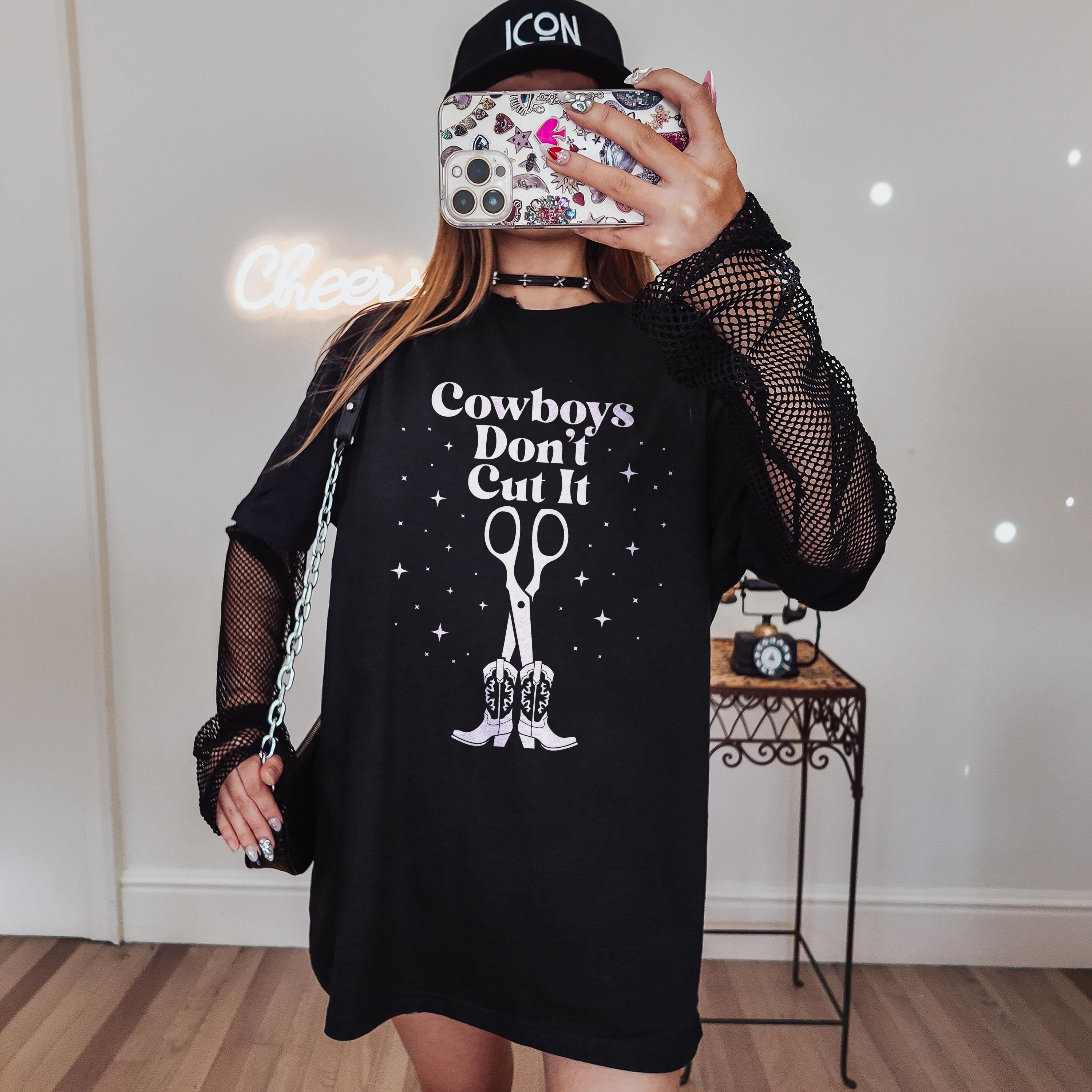 Black t-shirt with &amp;quot;Cowboys Don&amp;