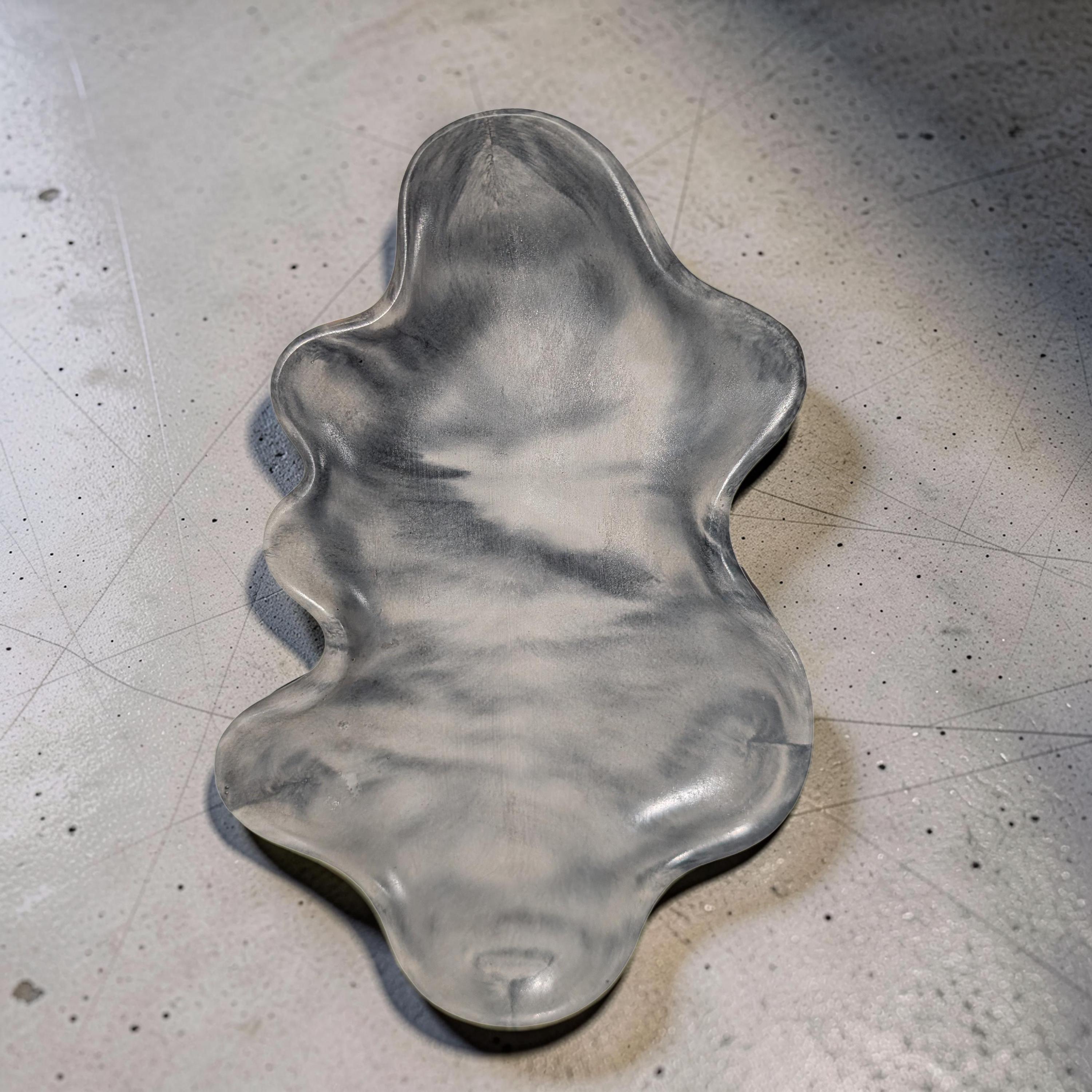 Large Concrete Cloud Tray, Irregular Organic Catchall Dish, Abstract Sculptural Vanity Tray, Minimalist Concrete Jewelry Plate