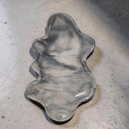 Large Concrete Cloud Tray, Irregular Organic Catchall Dish, Abstract Sculptural Vanity Tray, Minimalist Concrete Jewelry Plate