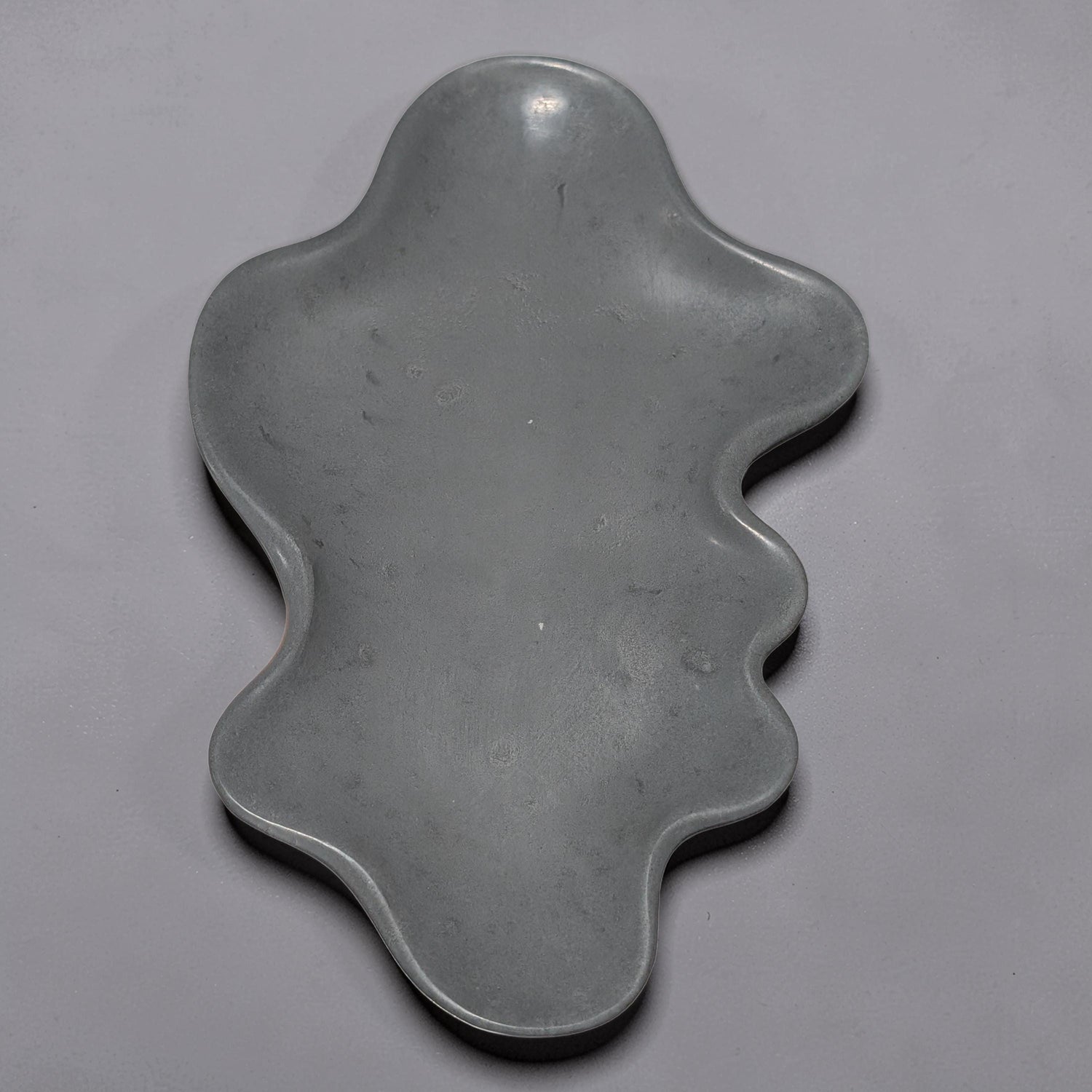 Large Concrete Cloud Tray, Irregular Organic Catchall Dish, Abstract Sculptural Vanity Tray, Minimalist Concrete Jewelry Plate