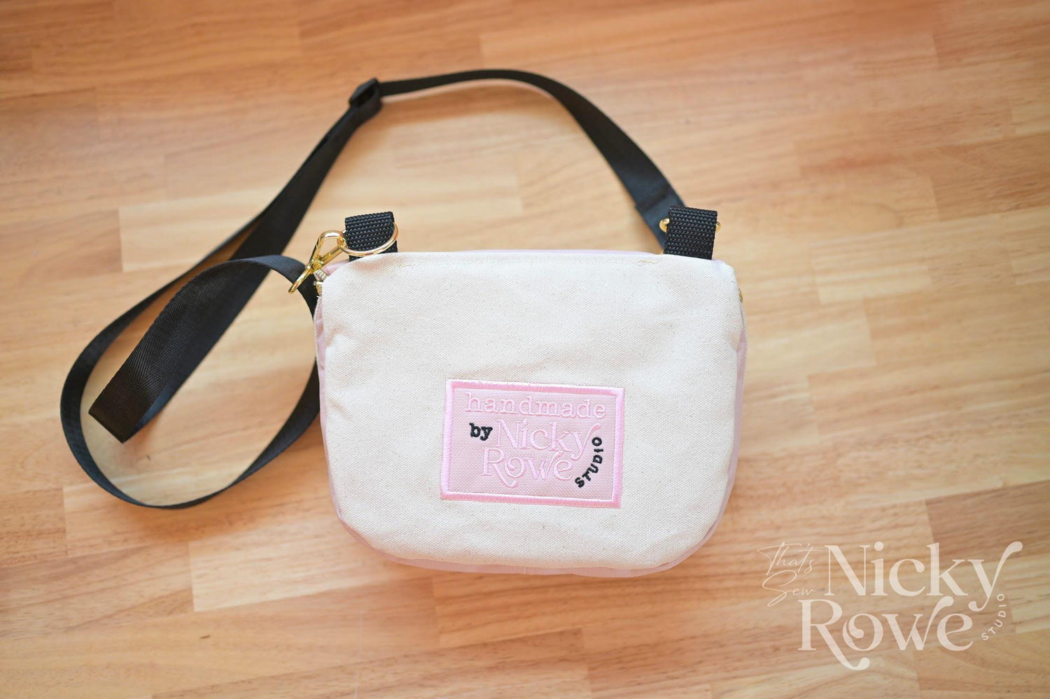Pet Portrait Dog Walking Bag - Everyday Sling - Cross-body Bag - Custom, Handmade, Canvas Handbag - NO AI