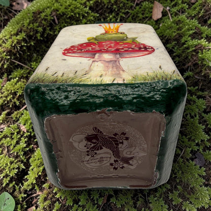 Decoupaged Tequila Bottle, Frog King Bar Decor, Refillable 750ml