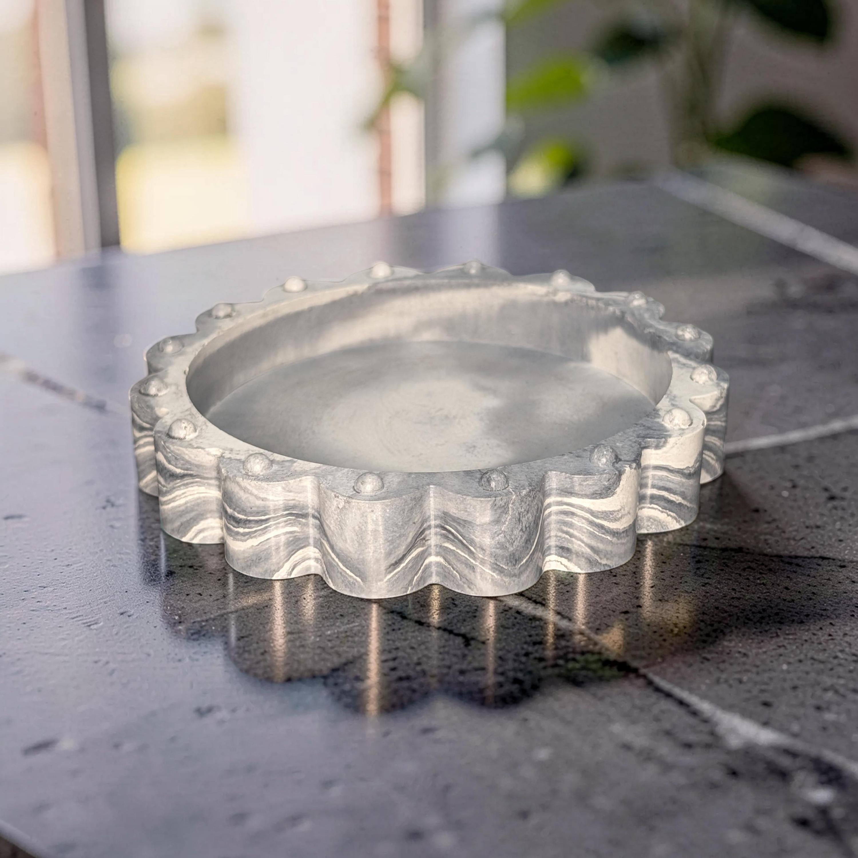 Concrete Scalloped Tray - Round Ribbed Catchall Dish, Minimalist Jewelry Holder, Industrial Vanity Organizer, Fluted Key Bowl, Modern Shelf