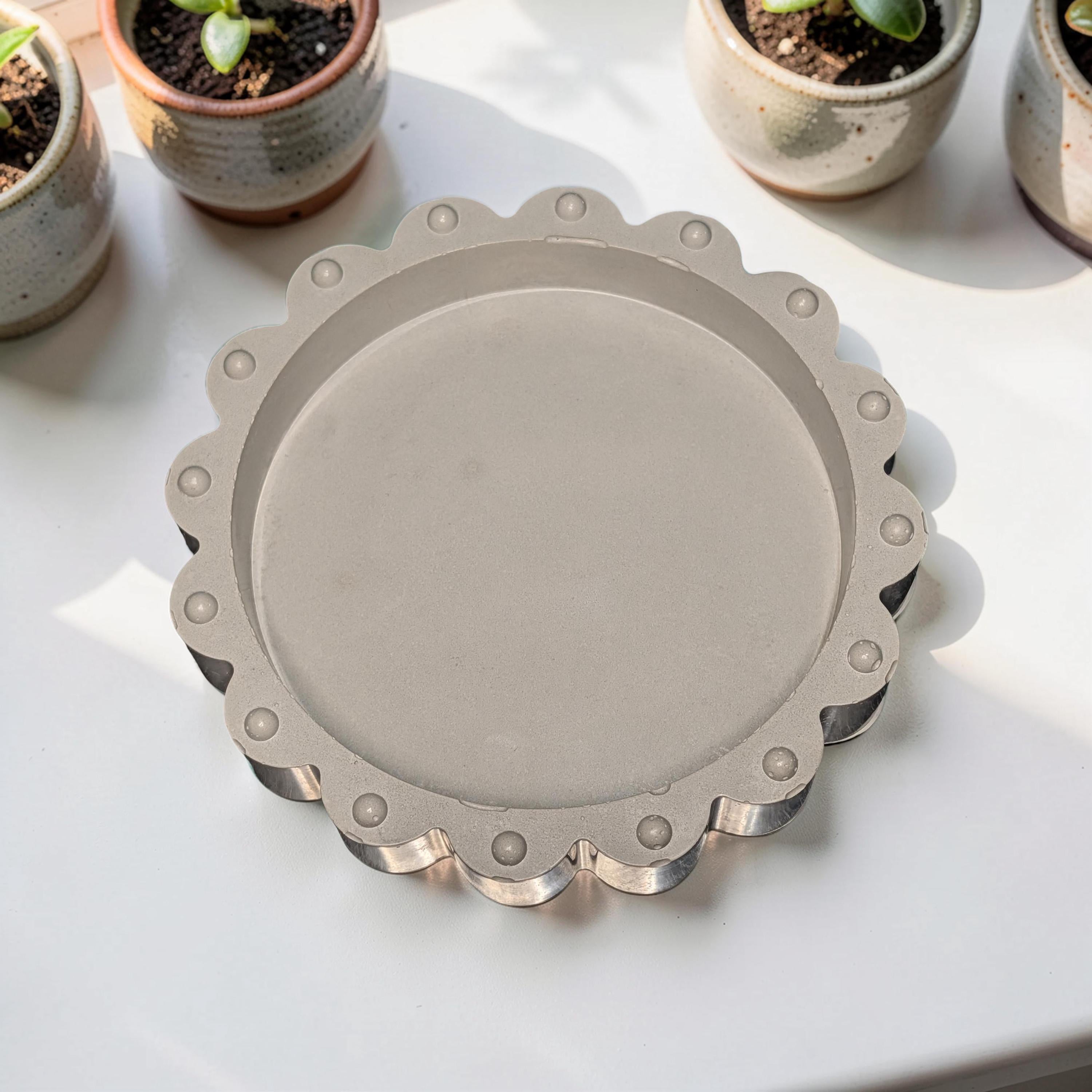 Concrete Scalloped Tray - Round Ribbed Catchall Dish, Minimalist Jewelry Holder, Industrial Vanity Organizer, Fluted Key Bowl, Modern Shelf