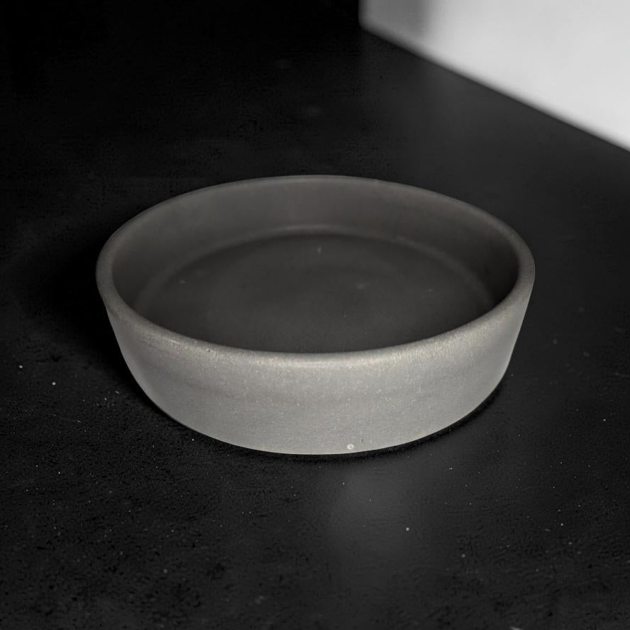 Concrete Shallow Bowl – Minimalist &amp; Multi-Purpose