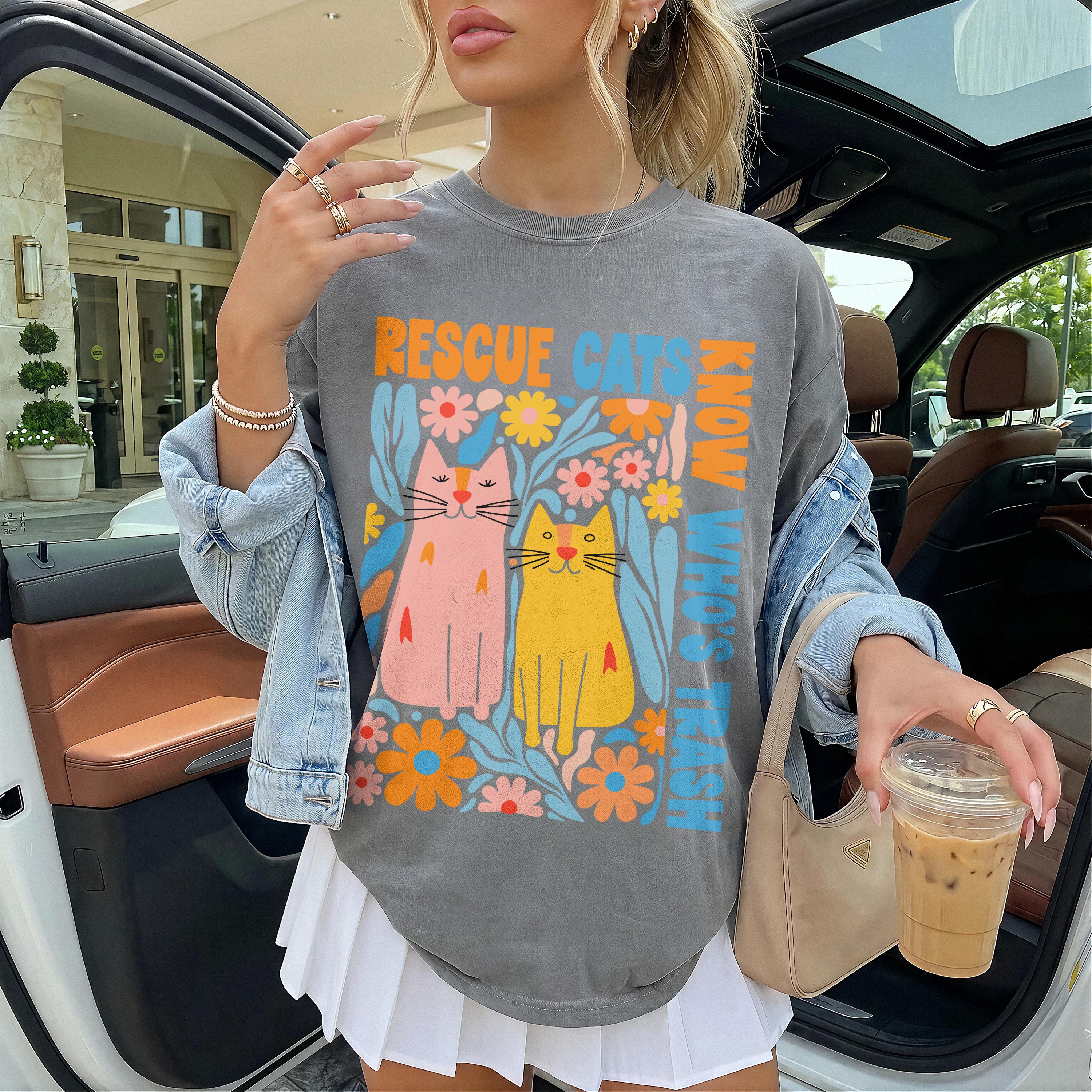 Gray t-shirt with &amp;quot;Rescue Cats Know Who&amp;