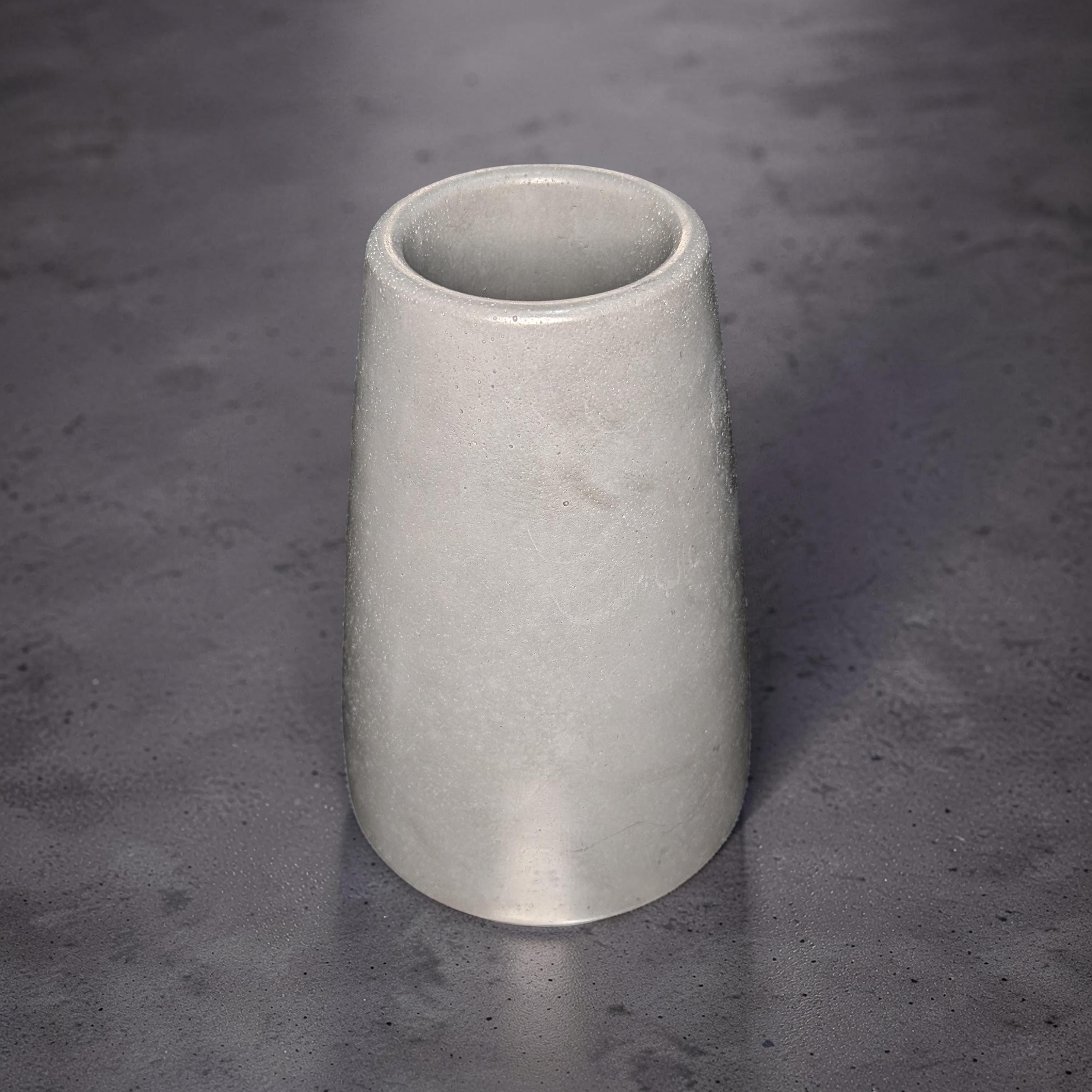 Large Concrete Vase, Minimalist Grey Flower Pot, Industrial Modern Home Decor, Brutalist Ceramic Alternative, Hand Poured Shelf Accent Vase