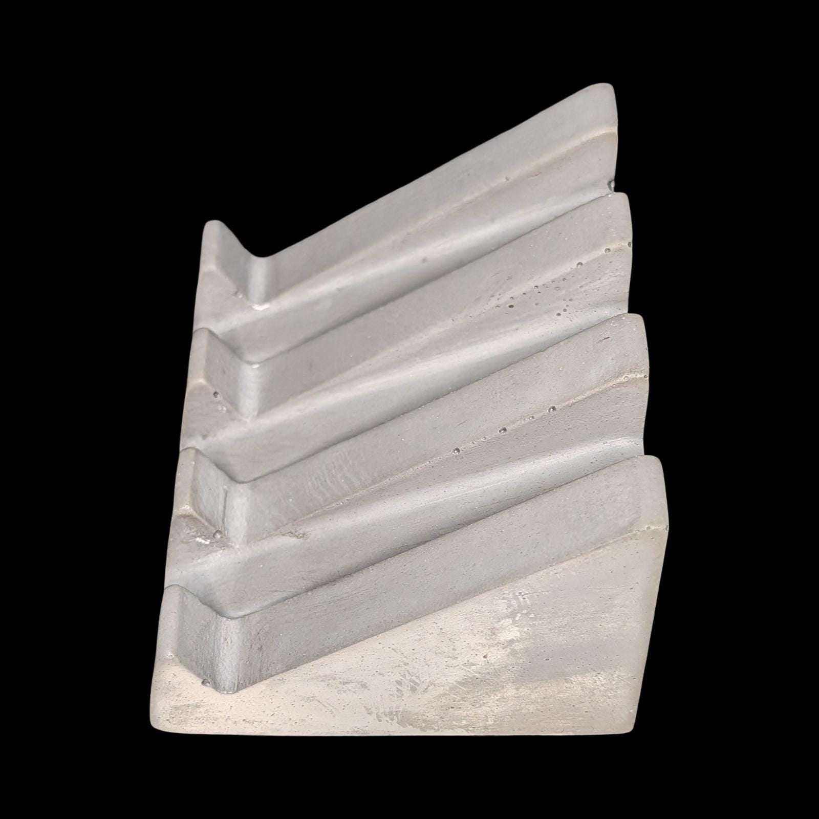 Concrete Waterfall Soap Dish | Self Draining Soap Holder for Bathroom and Kitchen Shower | Plain Concrete Modern Soap Saver Dish