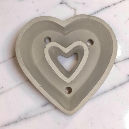 Minimalist Concrete Heart Planter with Drainage | 5-Inch Industrial Heart Succulent Pot | Modern Aesthetic Home Decor