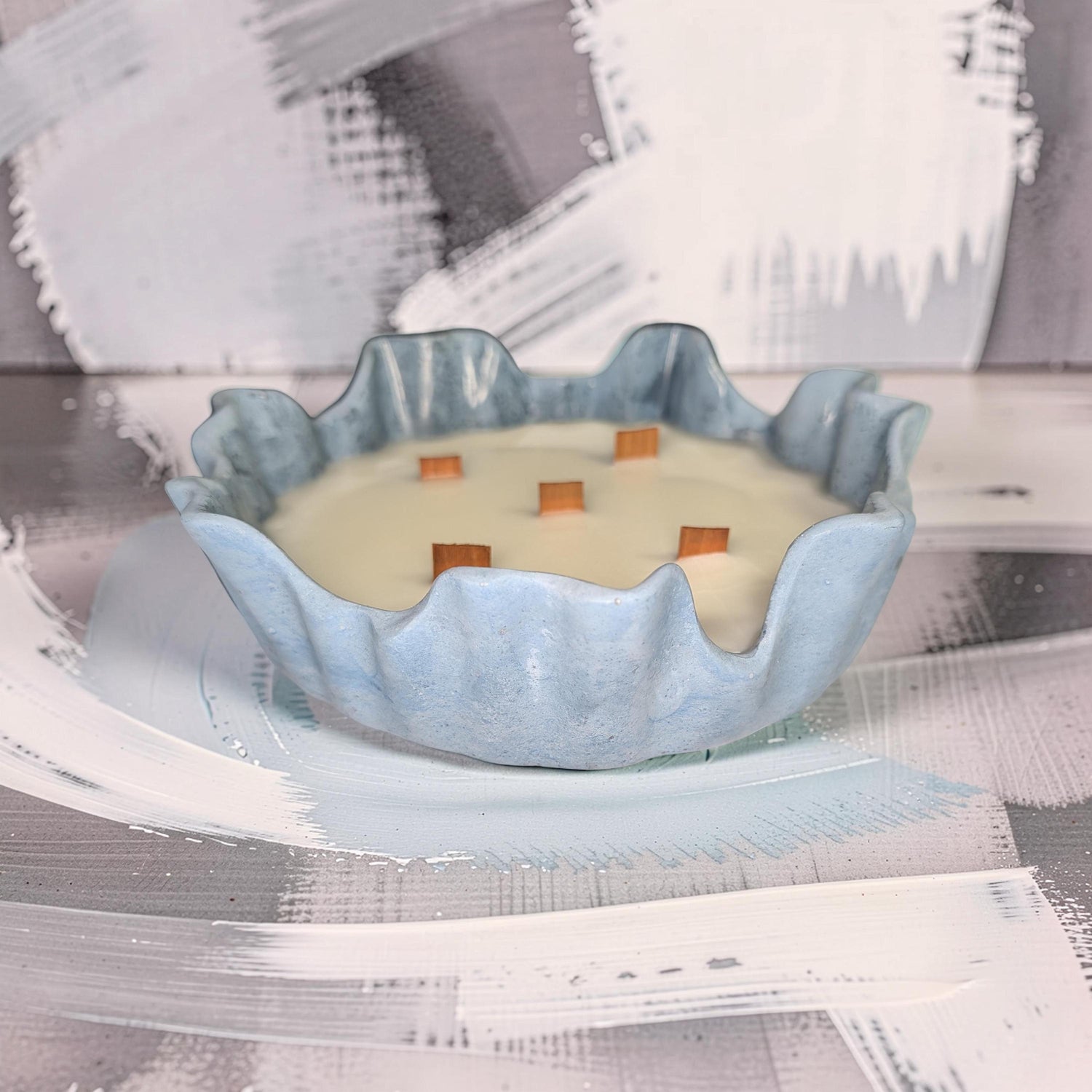 Luxury 5-Wick Concrete Candle Bowl – Chanel No. 5 Inspired Scent
