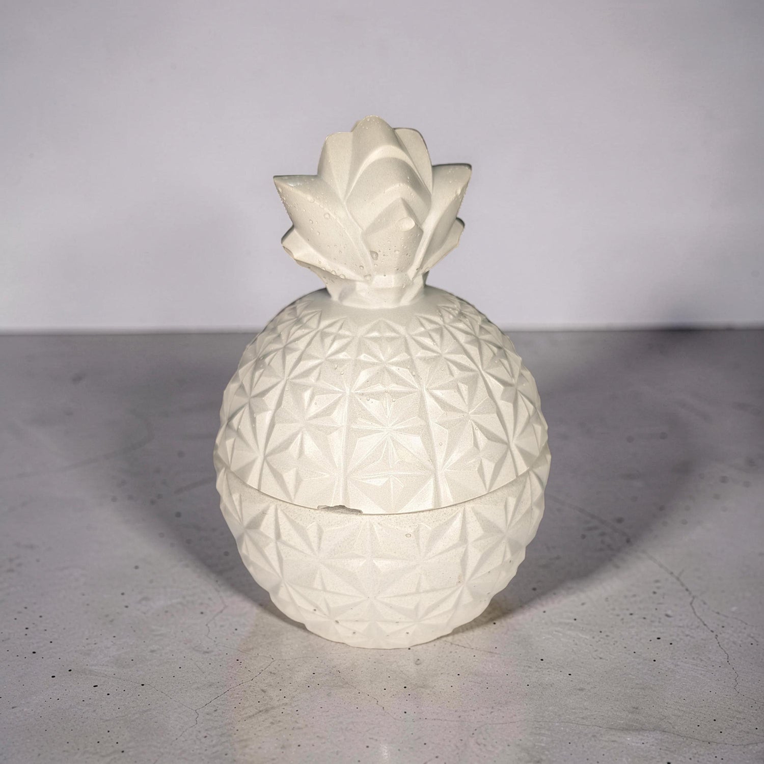 Concrete Pineapple Jar with Lid, Geometric Pineapple Trinket Box, Tropical Modern Home Decor, Small Storage Vessel, Unique Housewarming Gift