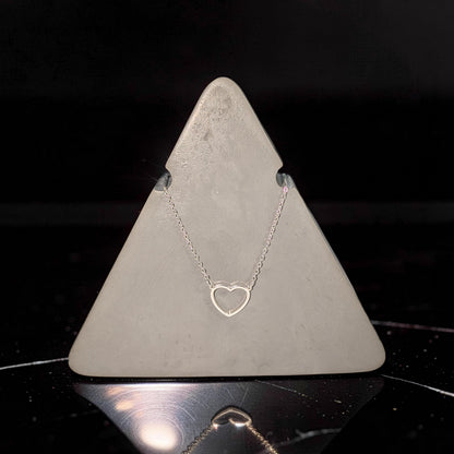 Concrete Necklace Display Stand - Minimalist Triangle Jewelry Holder, Geometric Pendant Display, Industrial Vanity Organizer